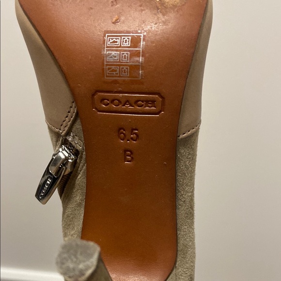 Chic Suede Knee-High Boots - Picture 2 of 6